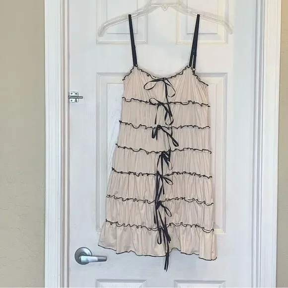 Chloefairy Summer Ruched Mini Dress Ruffle Tunnel Spaghetti Straps Size Medium - Picture 10 of 11